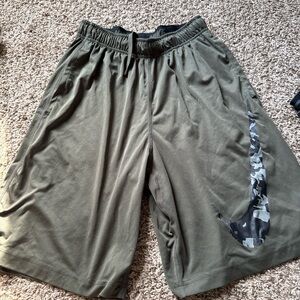 Nike Men's Green Camo Swoosh Athletic Shorts